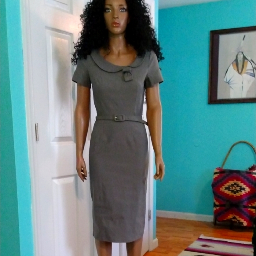 MUXXN Women's Size M Grey Dress Below Knee, Short Sleeve Peter Pan Collar NWT